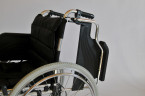 Кресло-коляска инвалидная механическая FS 908 LJ (46 см) колеса пневмо